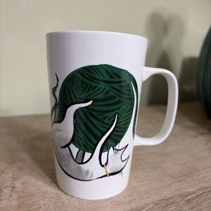 Starbucks Mug 2015 Kitty Cat Ball of Yarn Design 16 oz Tall Coffee